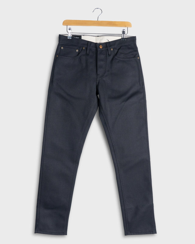 DJB0321 - The V-Fit - Black Organic Denim - W30 L36